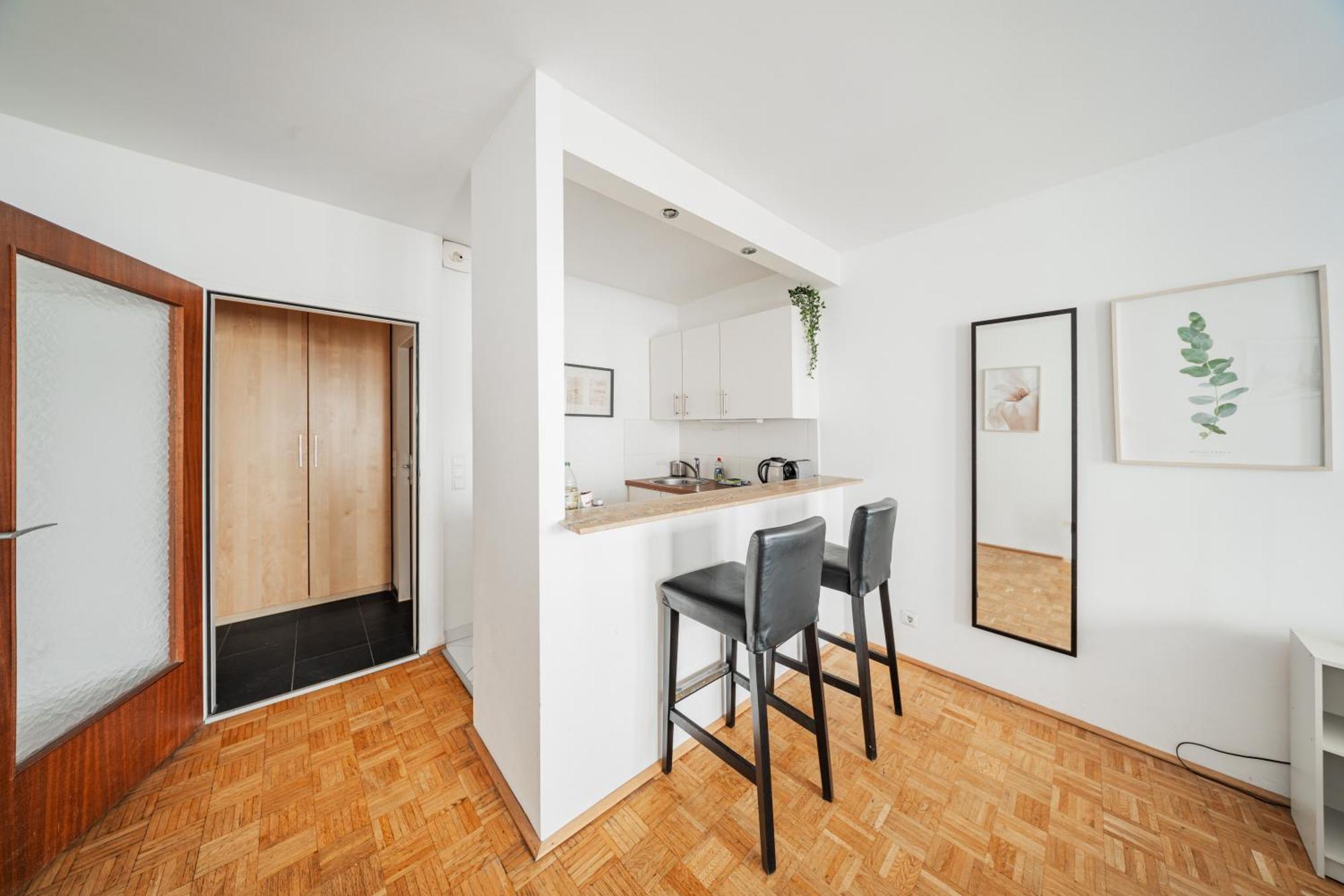 Studio Next To Karlskirche #17 Apartamento Viena Exterior foto